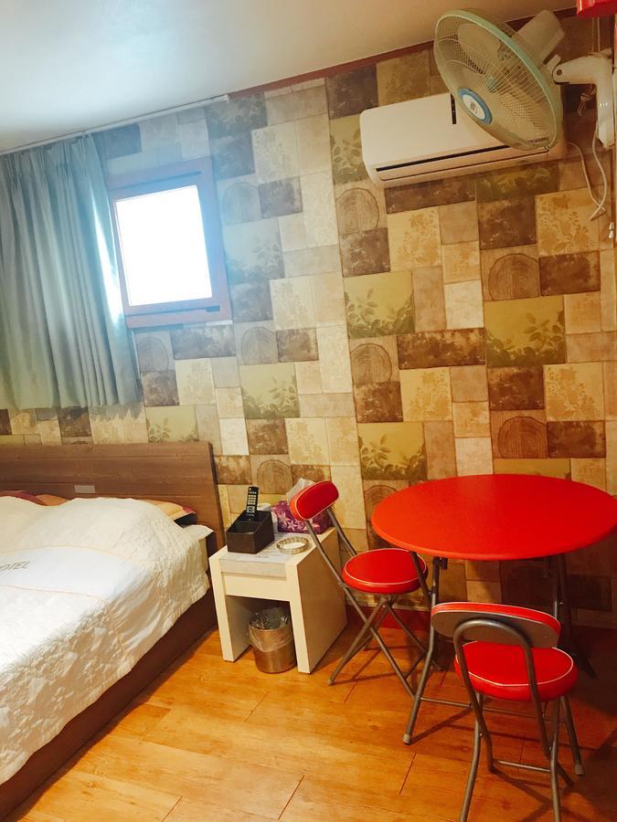 Motel Chess Seoul